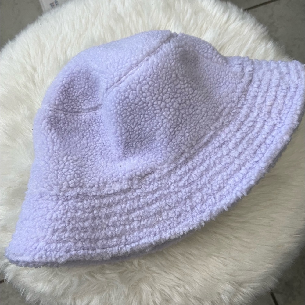 Sherpa bucket hat